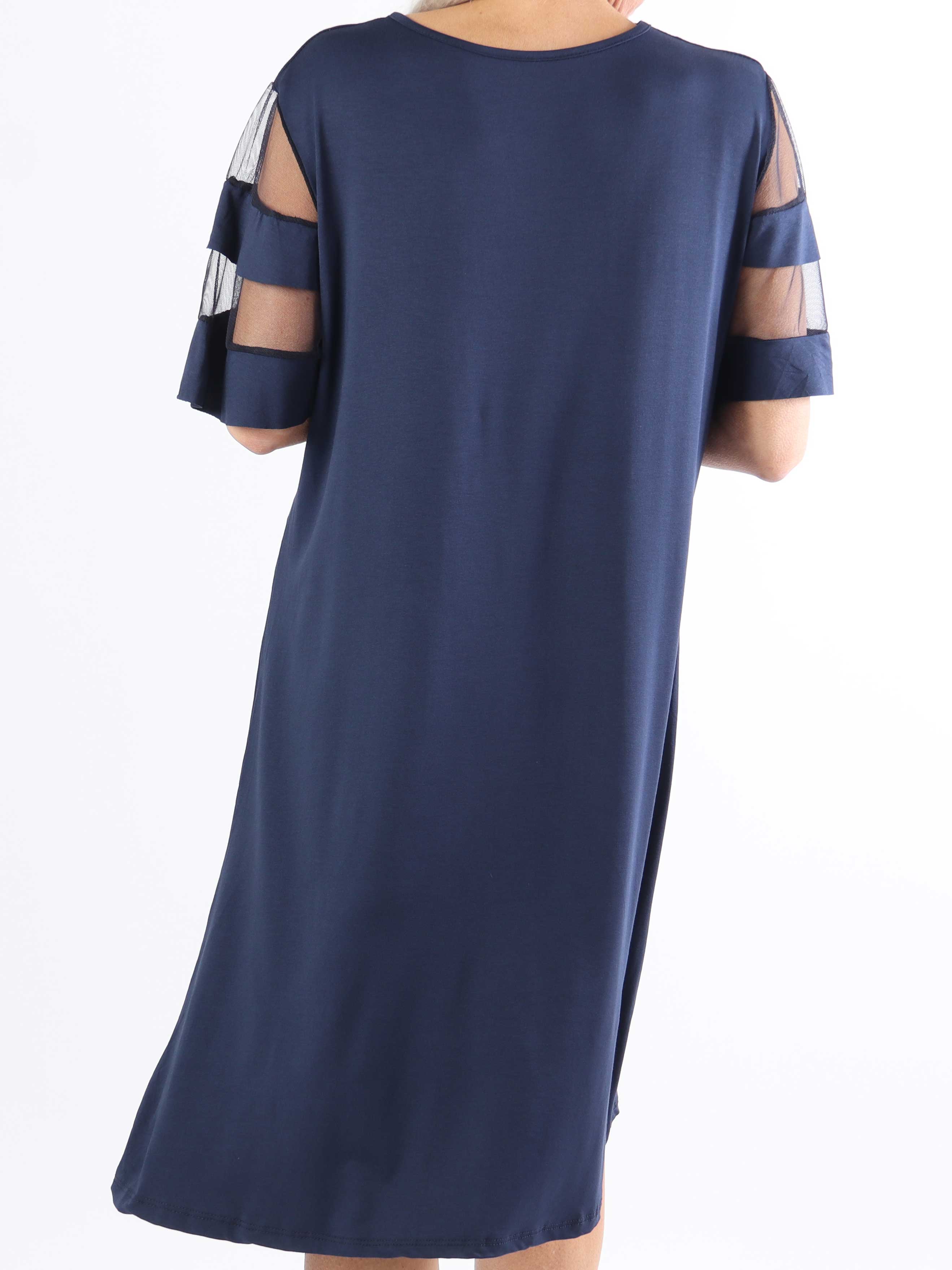 Sakina - T-shirt kjole i plus size med fine ærmer